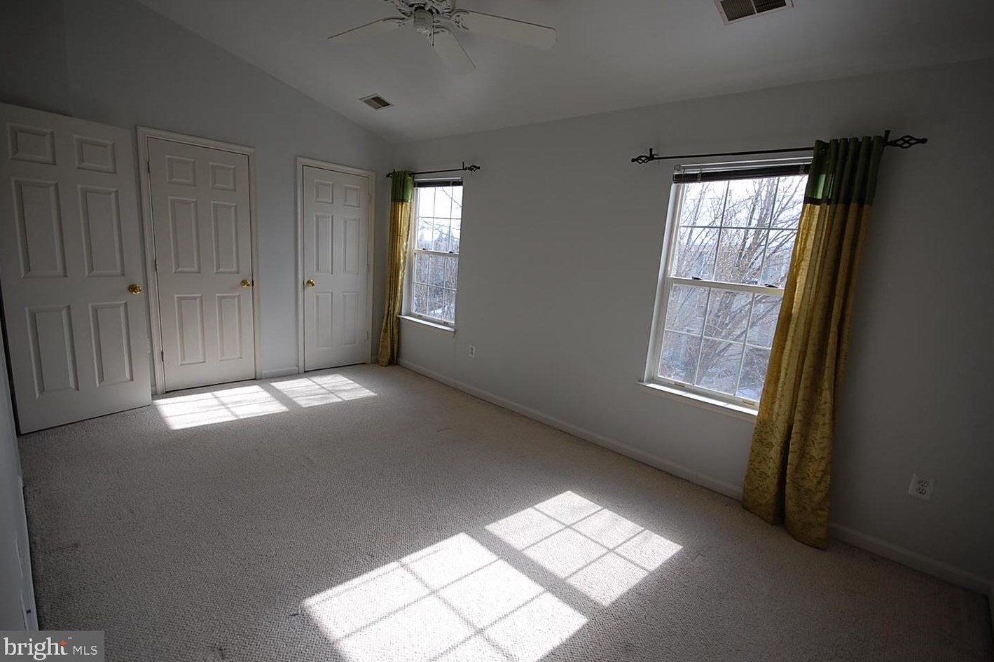 106 Goldsworth Ter, Leesburg VA  20175-5067 exterior