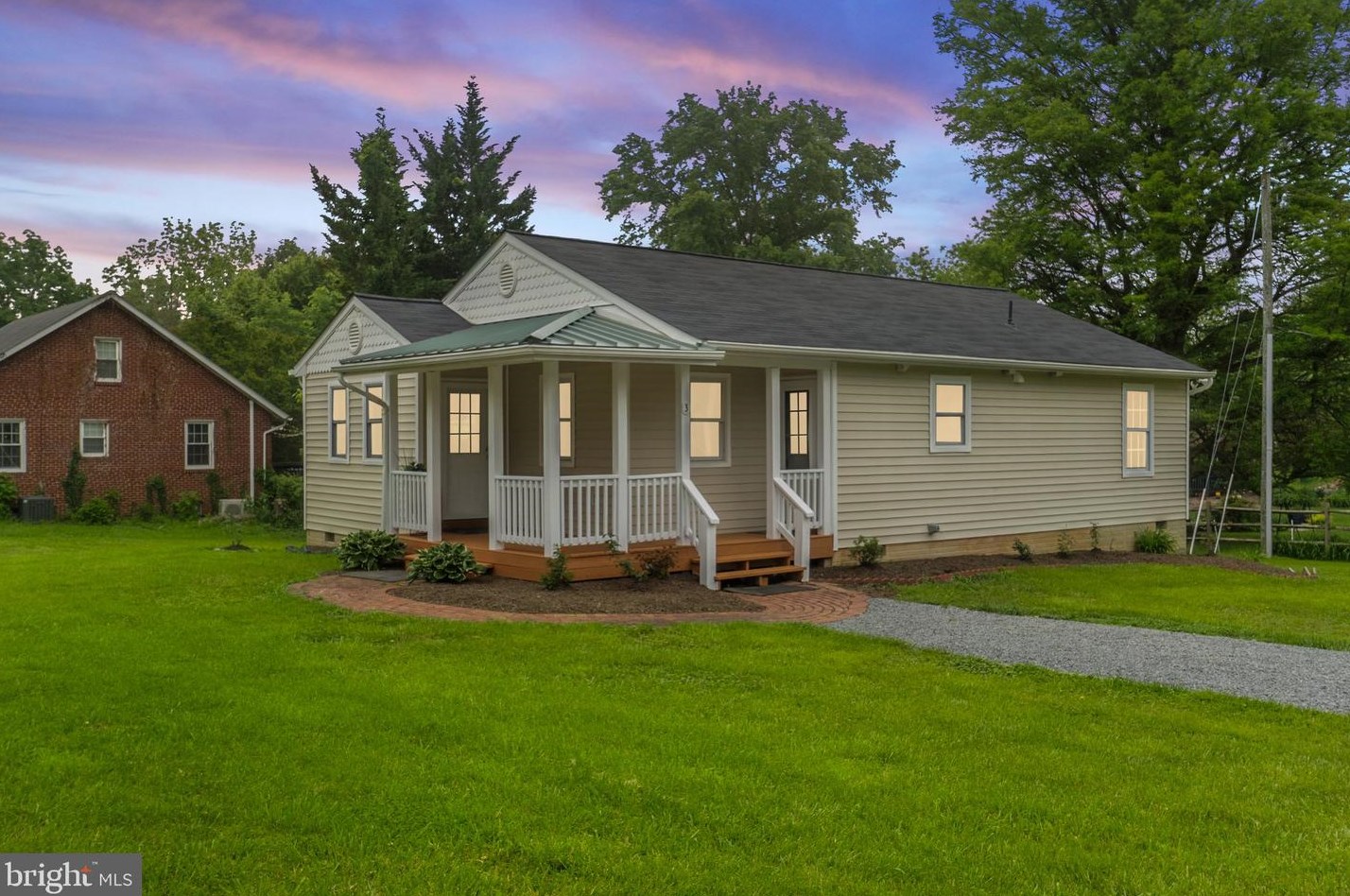 3 James St, Hamilton VA  20158-9029 exterior