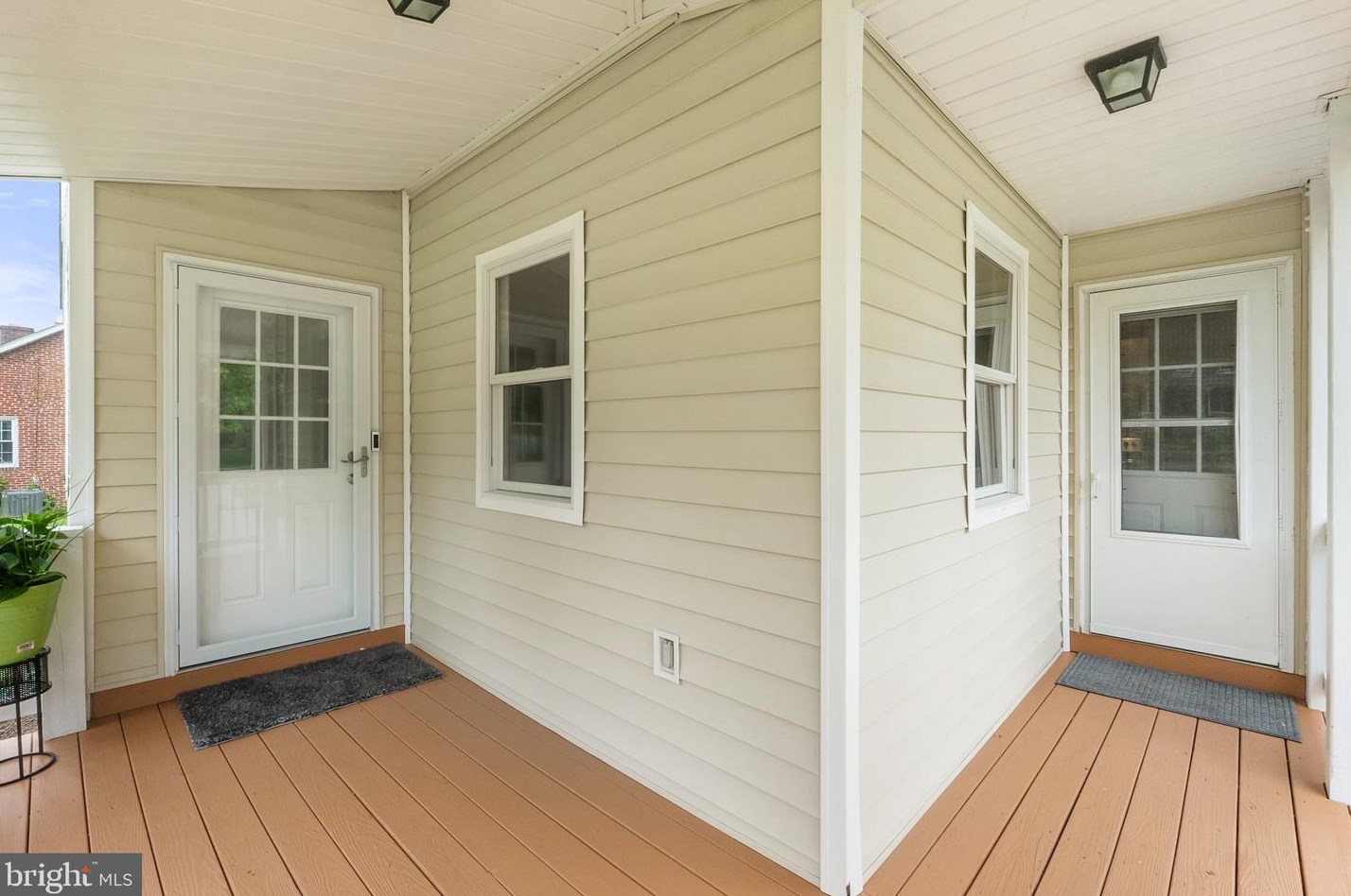 3 James St, Hamilton VA  20158-9029 exterior