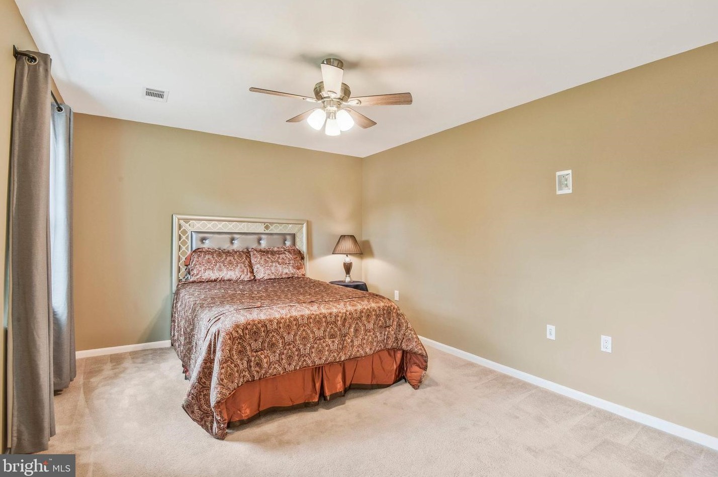 507 Vly Vw Ave, Leesburg VA 20175-2626 exterior