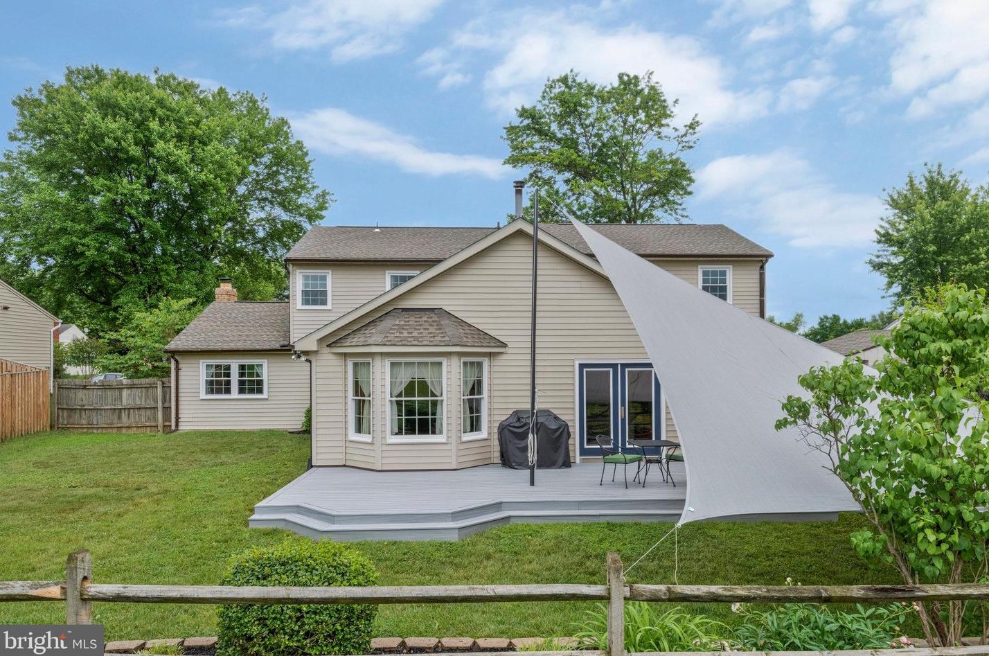 507 Vly Vw Ave, Leesburg VA 20175-2626 exterior