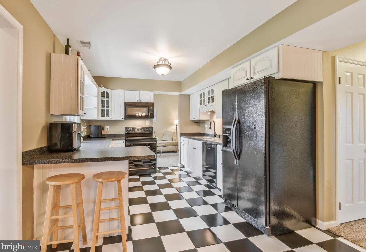 507 Vly Vw Ave, Leesburg VA 20175-2626 exterior