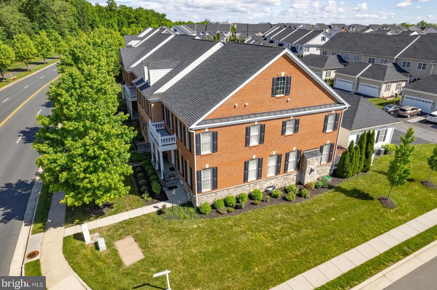 23268 Evergreen Ridge Dr, Ashburn, VA 20148