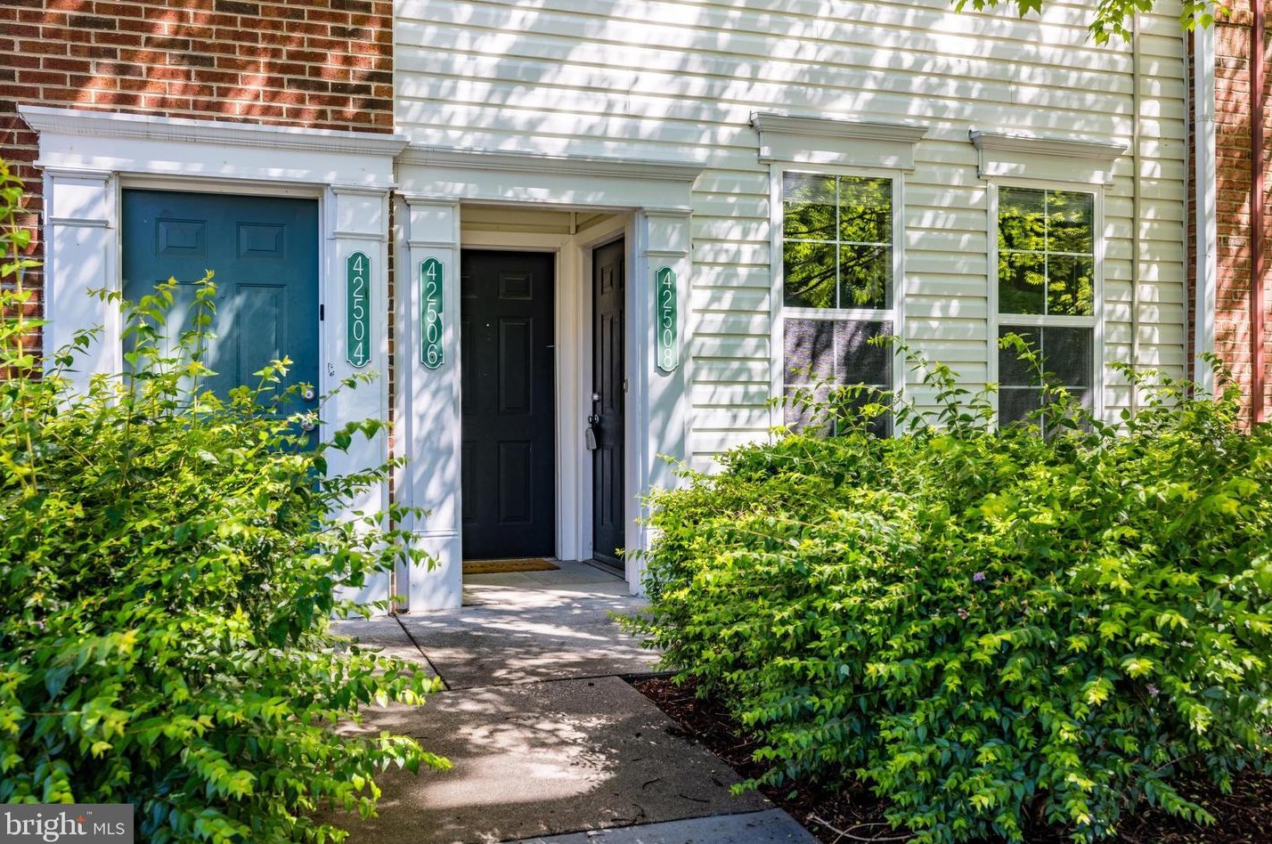 42508 Hollyhock Terrace, Ashburn, VA 20148