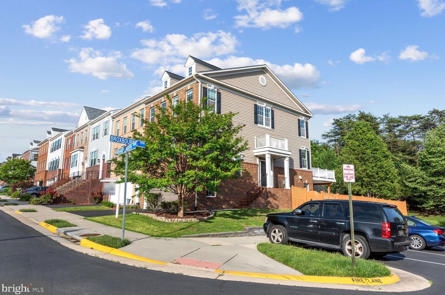 25152 Harpenden Ter, Stone Ridge, VA 20105-5653