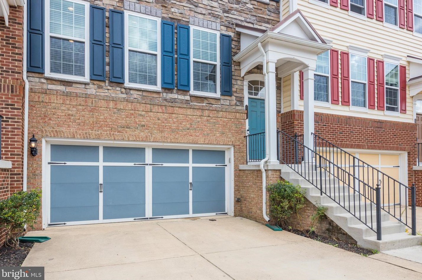 25448 Schooley Mill Ter, Fairfax, VA 20152