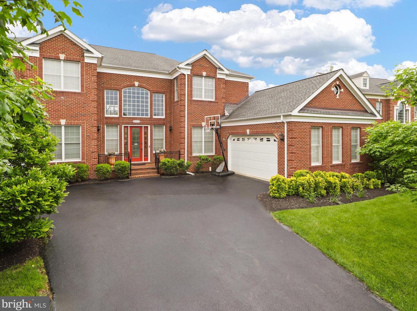 42525 Flemming Dr, Fairfax, VA 20152-6314