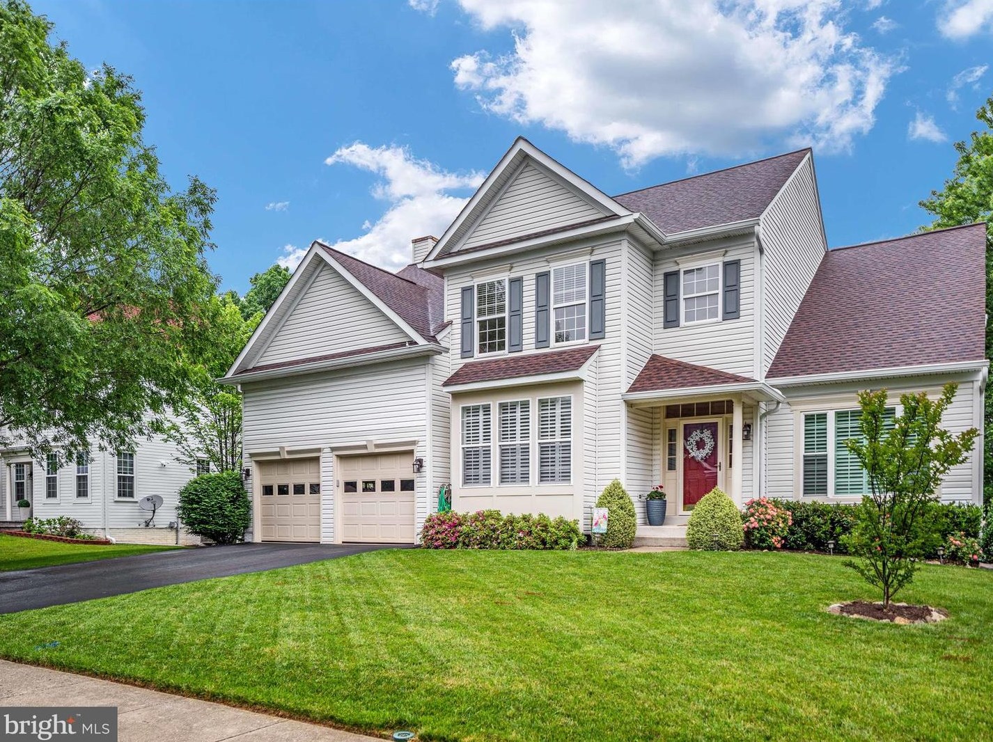 842 Macalister Dr, Leesburg VA 20175-8905 exterior