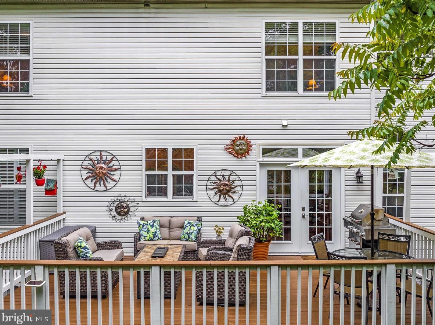 842 Macalister Dr, Leesburg VA 20175-8905 exterior