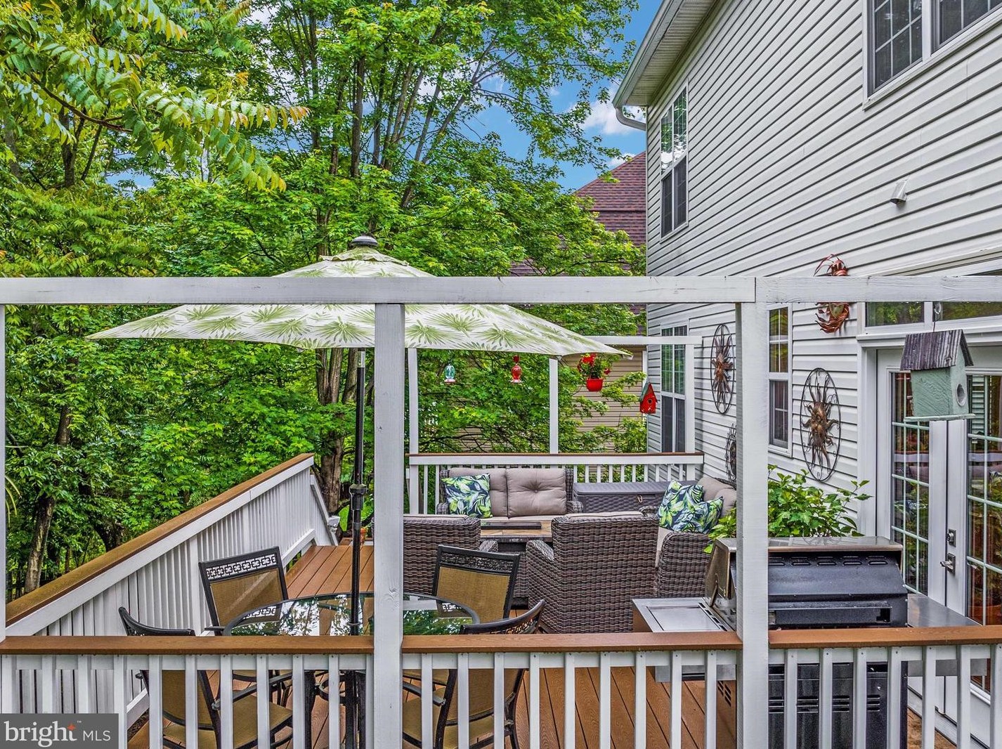 842 Macalister Dr, Leesburg VA 20175-8905 exterior