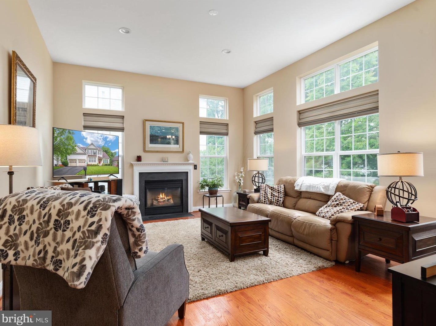 842 Macalister Dr, Leesburg VA 20175-8905 exterior