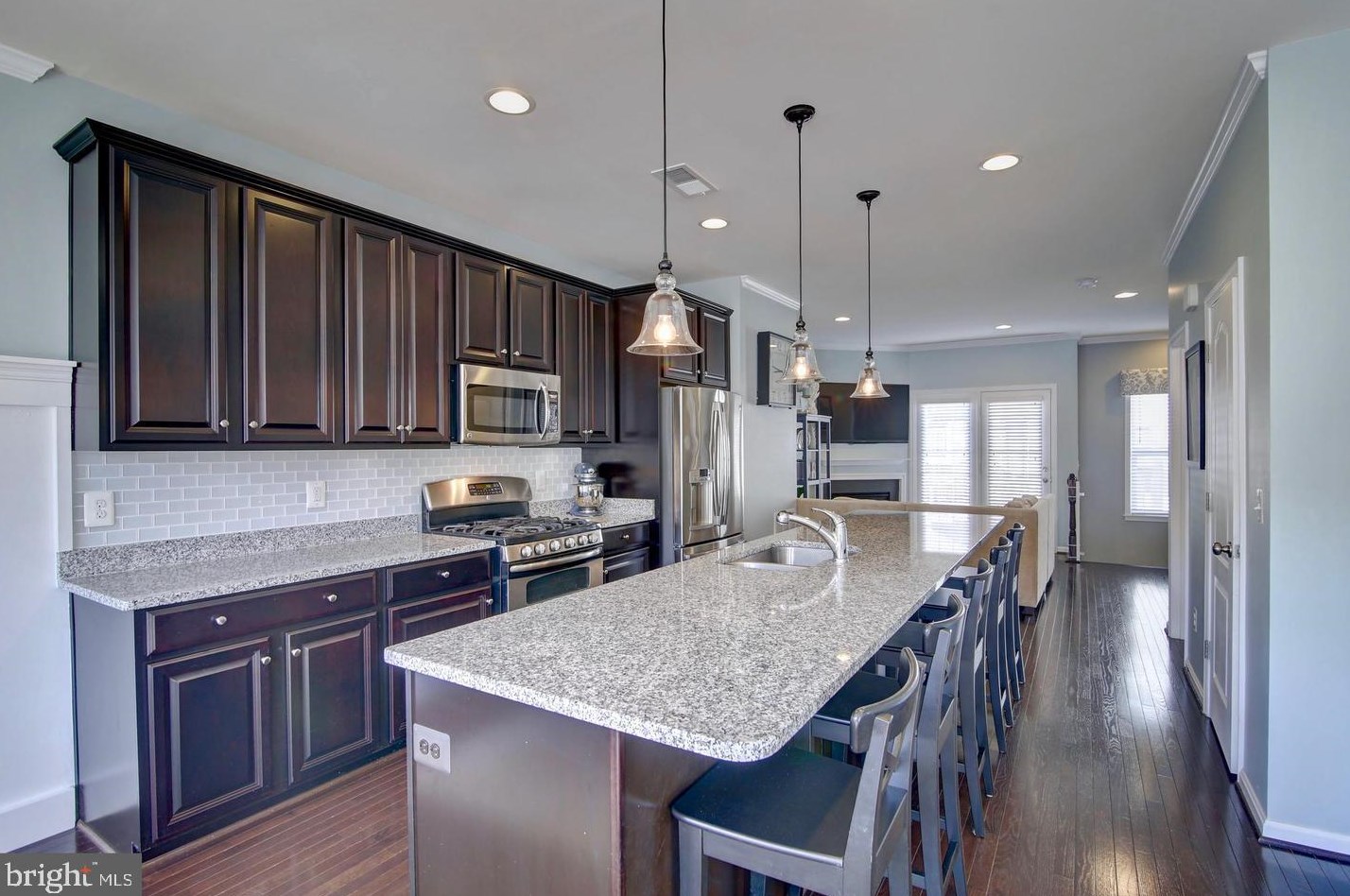 21777 Harroun Ter, Ashburn, VA 20147