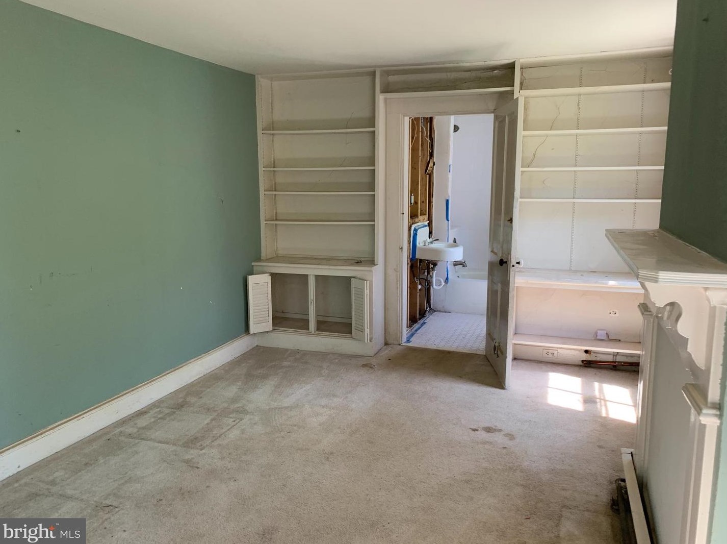 210 Cornwall St, Leesburg VA 20176-2701 exterior