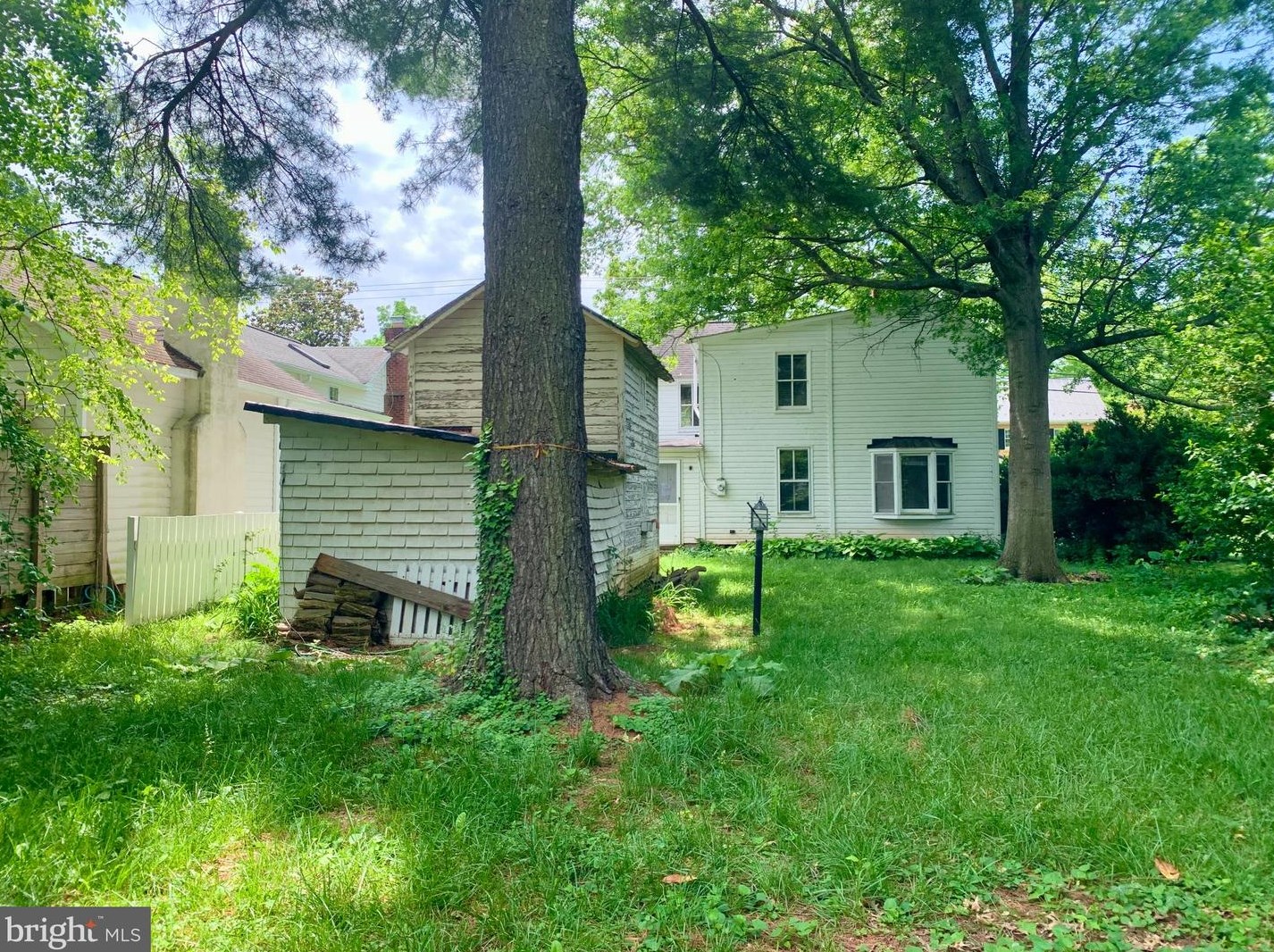 210 Cornwall St, Leesburg VA 20176-2701 exterior