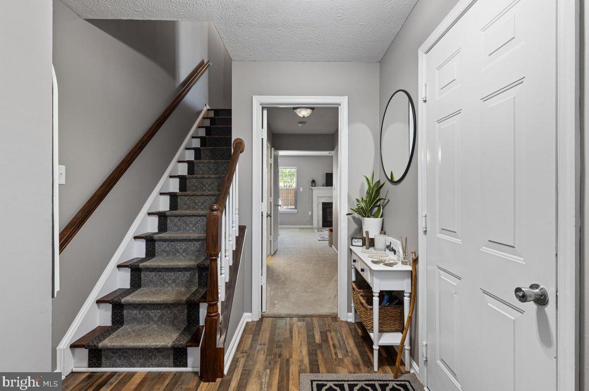 420 Nikki Terrace Se, Leesburg, VA 20175