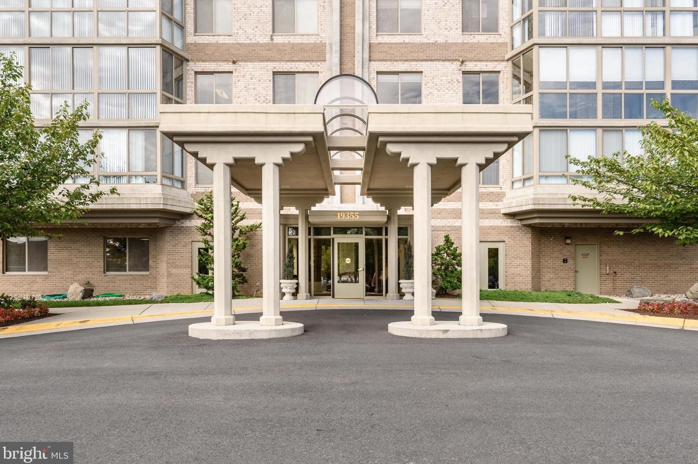 19355 Cypress Ridge Terrace #1002, Leesburg, VA 20176