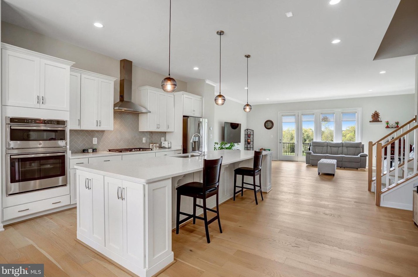 23551 Hopewell Manor Ter, Ashburn, VA 20148-7086