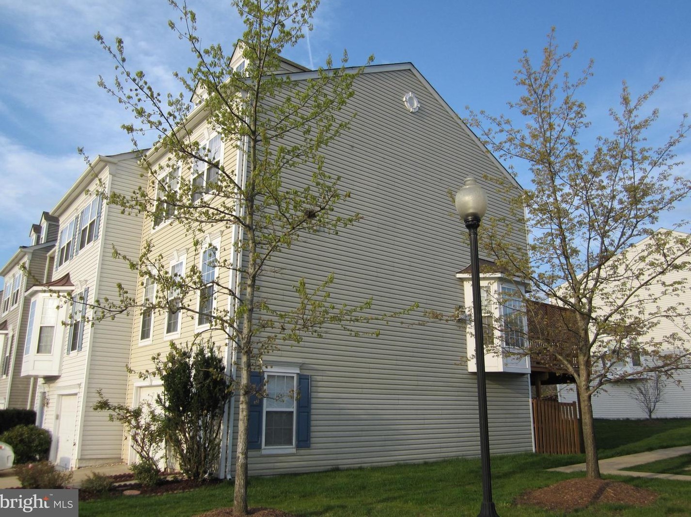 43811 Tattinger Ter, Ashburn, VA 20148-3126
