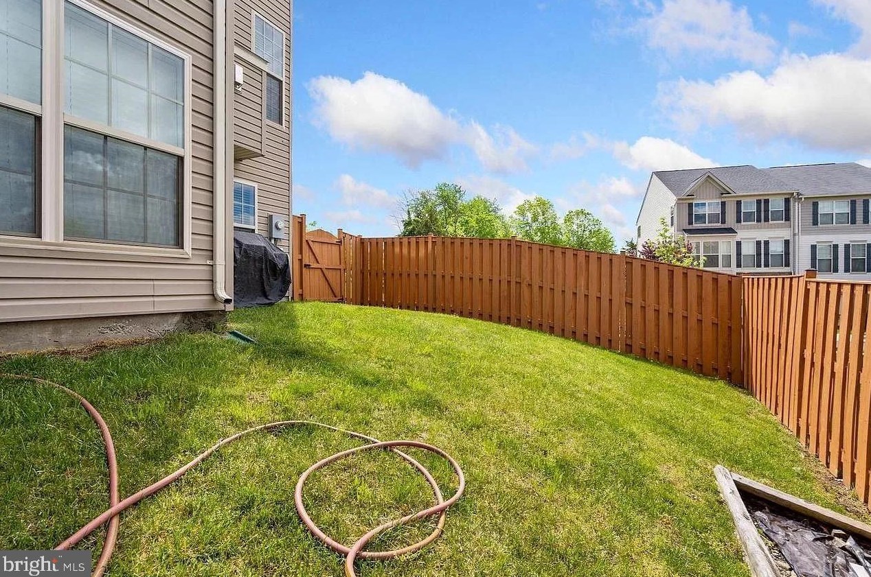 42691 Galbraith Sq, Ashburn, VA 20148