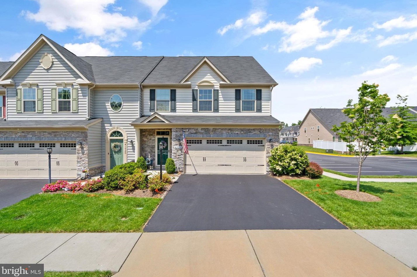 41728 Mcdivitt Terrace, Stone Ridge, VA 20105