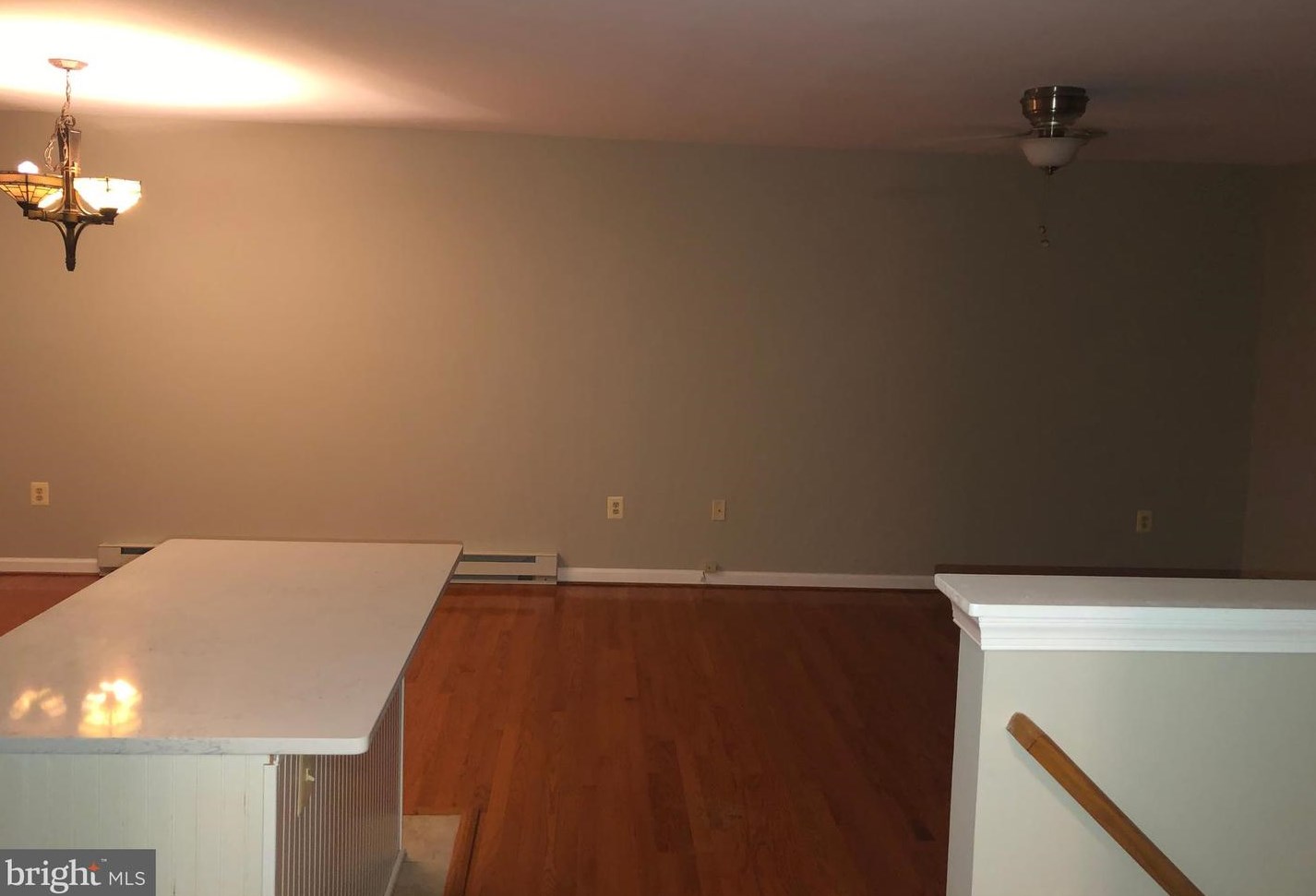 301 E Tazewell Rd, Dulles, VA 20164