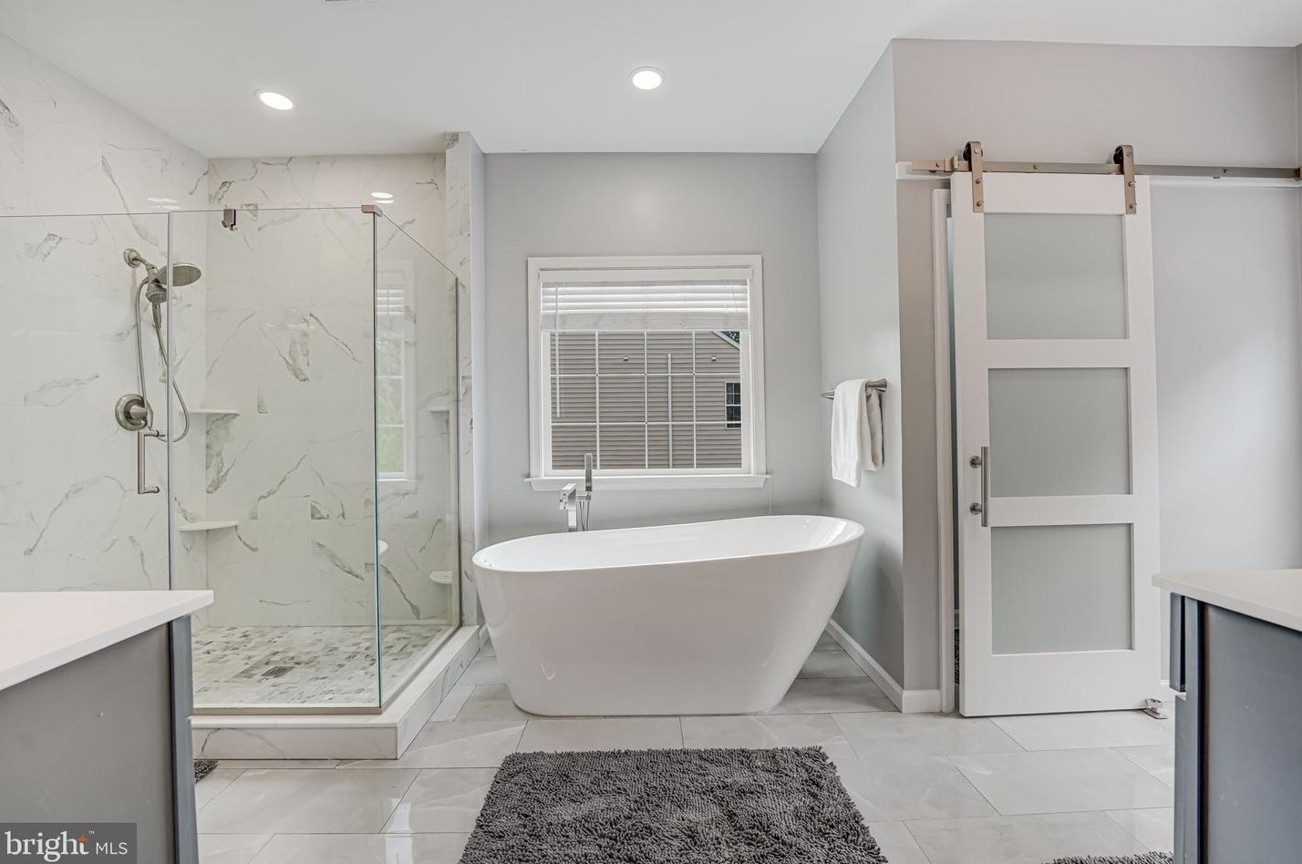 42762 Forest Crest Ct, Ashburn, VA 20148-6940
