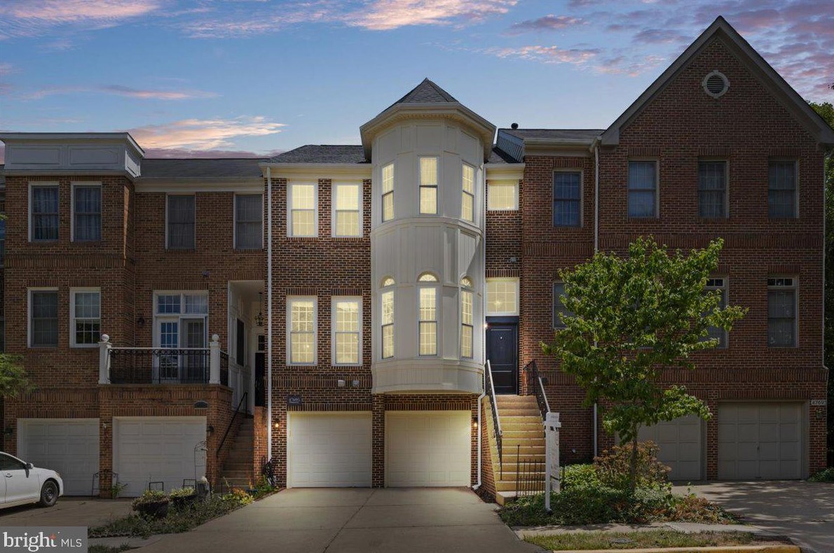 47695 Whirlpool Square, Sterling, VA 20165