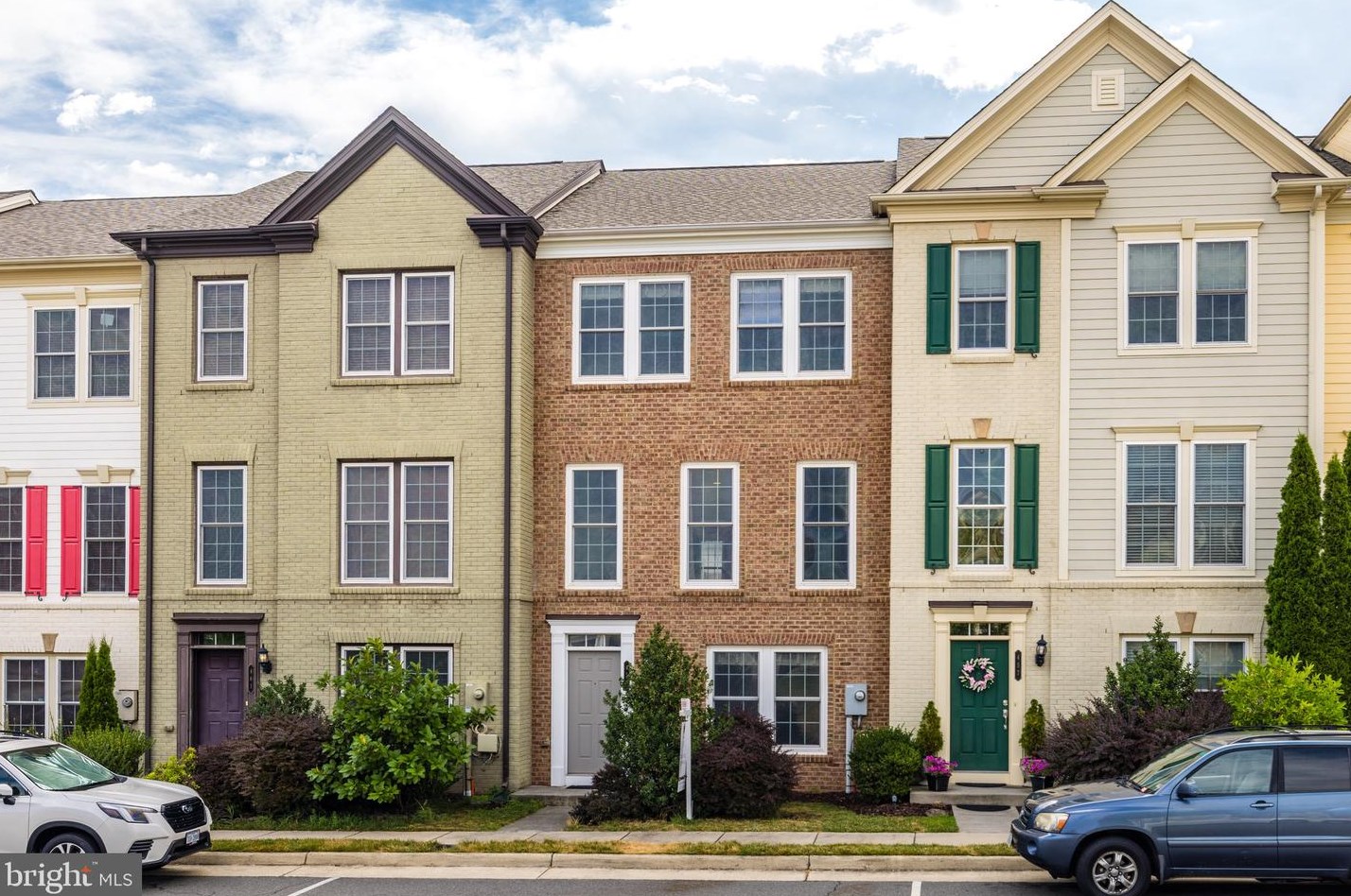 459 Heartleaf Ter Se, Leesburg, VA 20175