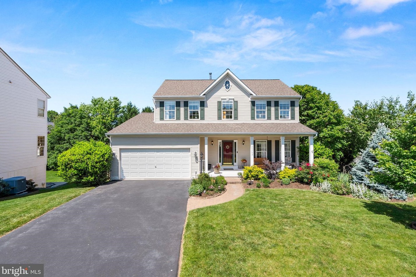20582 Coppersmith Dr, Ashburn, VA 20147
