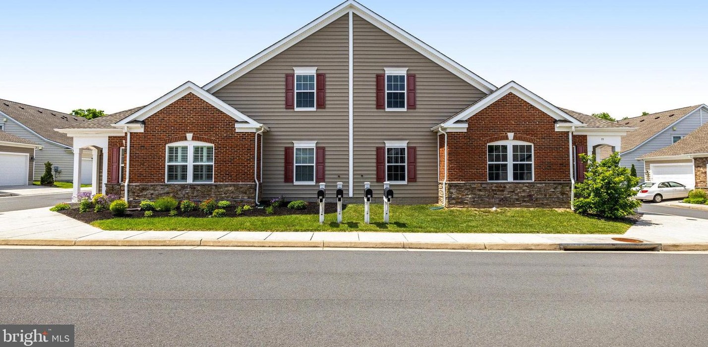 73 Harpers Ml Way, Lovettsville VA  20180-2045 exterior