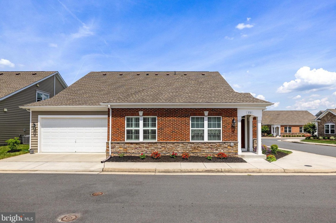 73 Harpers Ml Way, Lovettsville VA  20180-2045 exterior