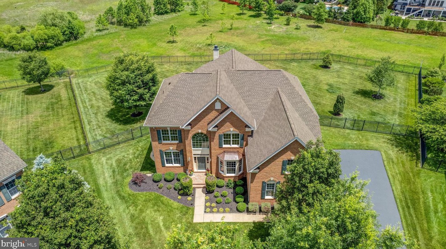 23240 Meadowvale Glen Ct, Dulles, VA 20166