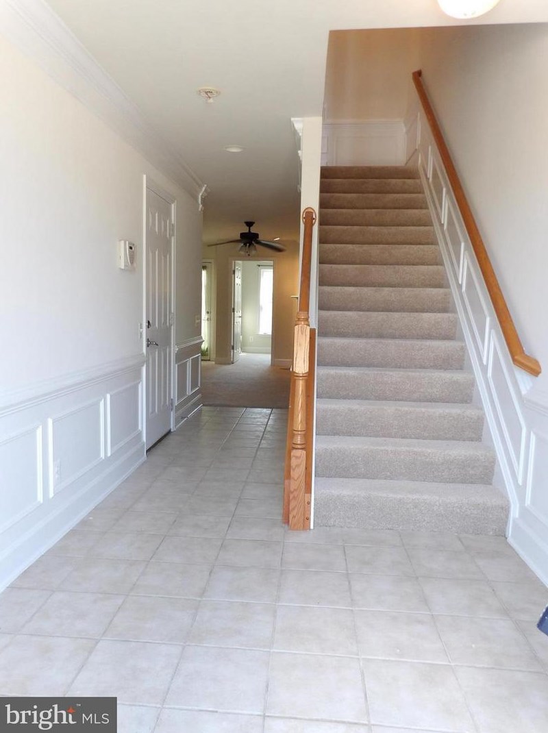 221 Great Laurel Square Se, Leesburg, VA 20175