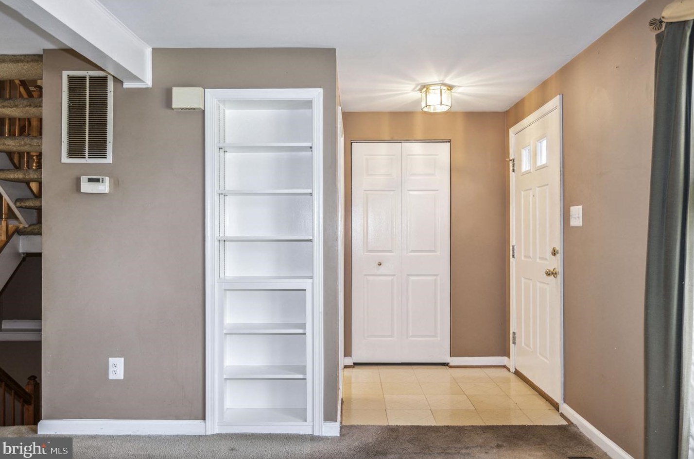 43496 Postrail Sq, Ashburn, VA 20147-4632