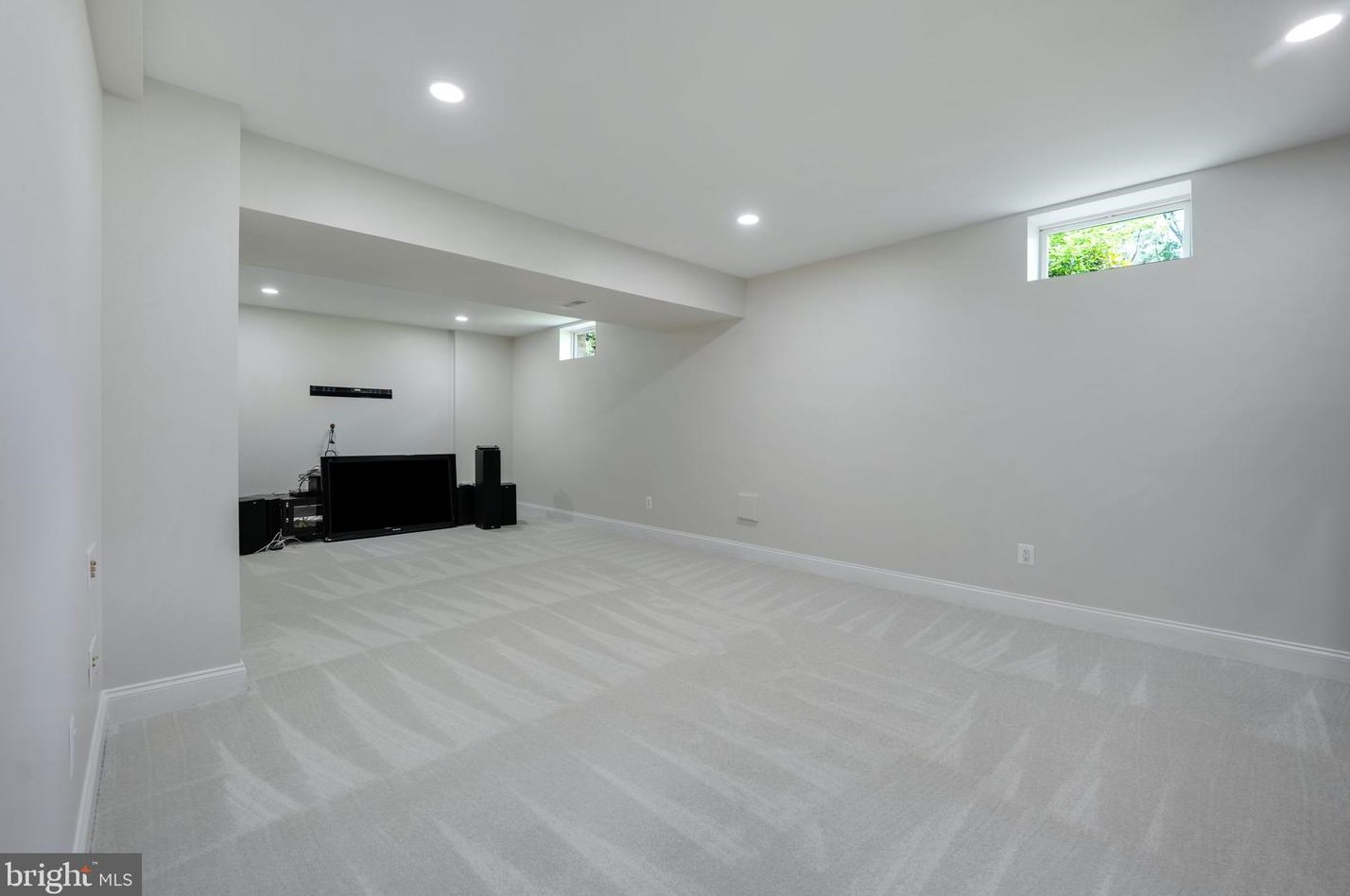 17839 Tobermory Pl, Leesburg VA 20175-7057 exterior