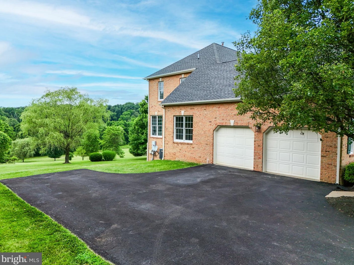 17839 Tobermory Pl, Leesburg VA 20175-7057 exterior