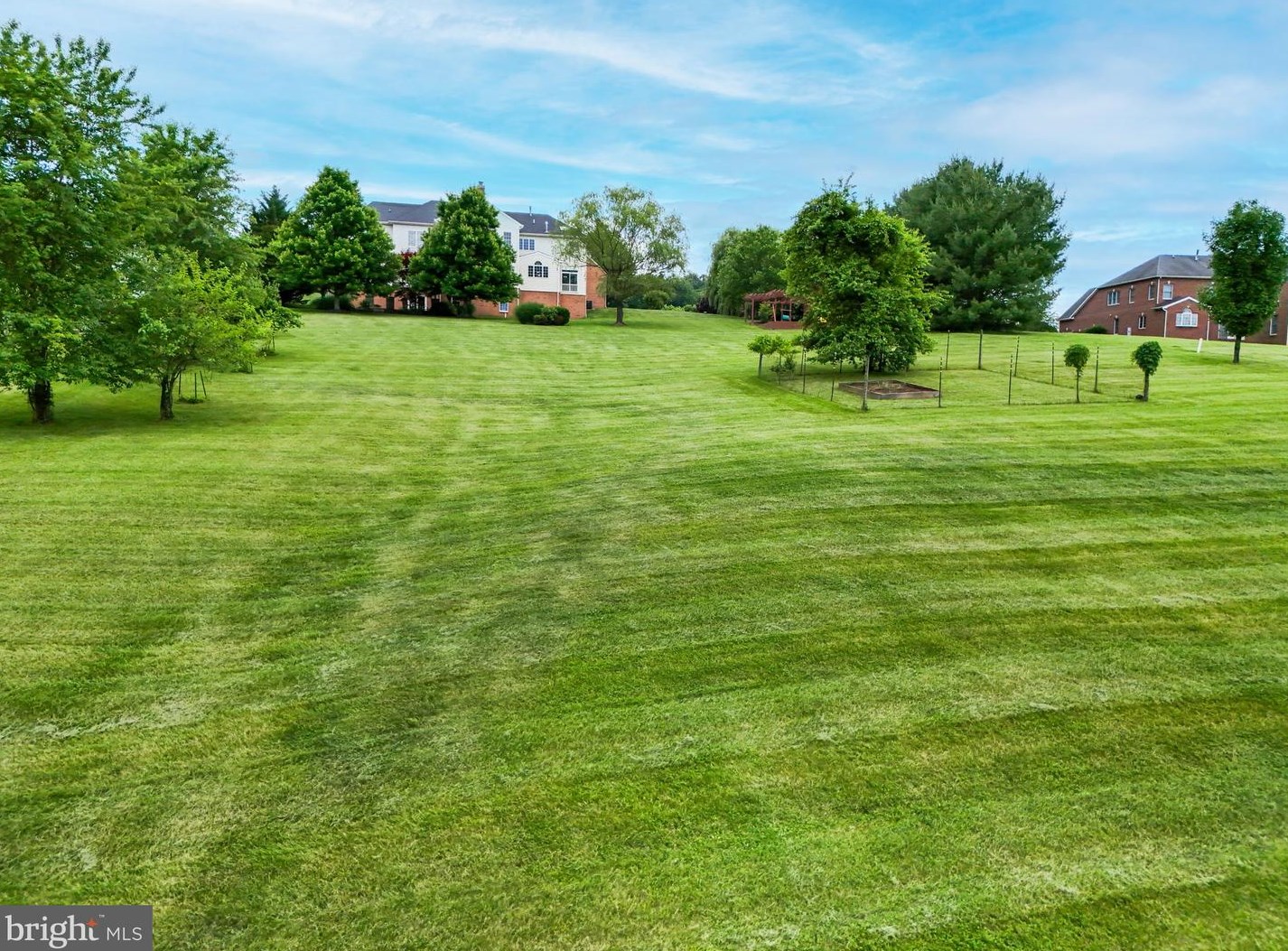 17839 Tobermory Pl, Leesburg VA 20175-7057 exterior