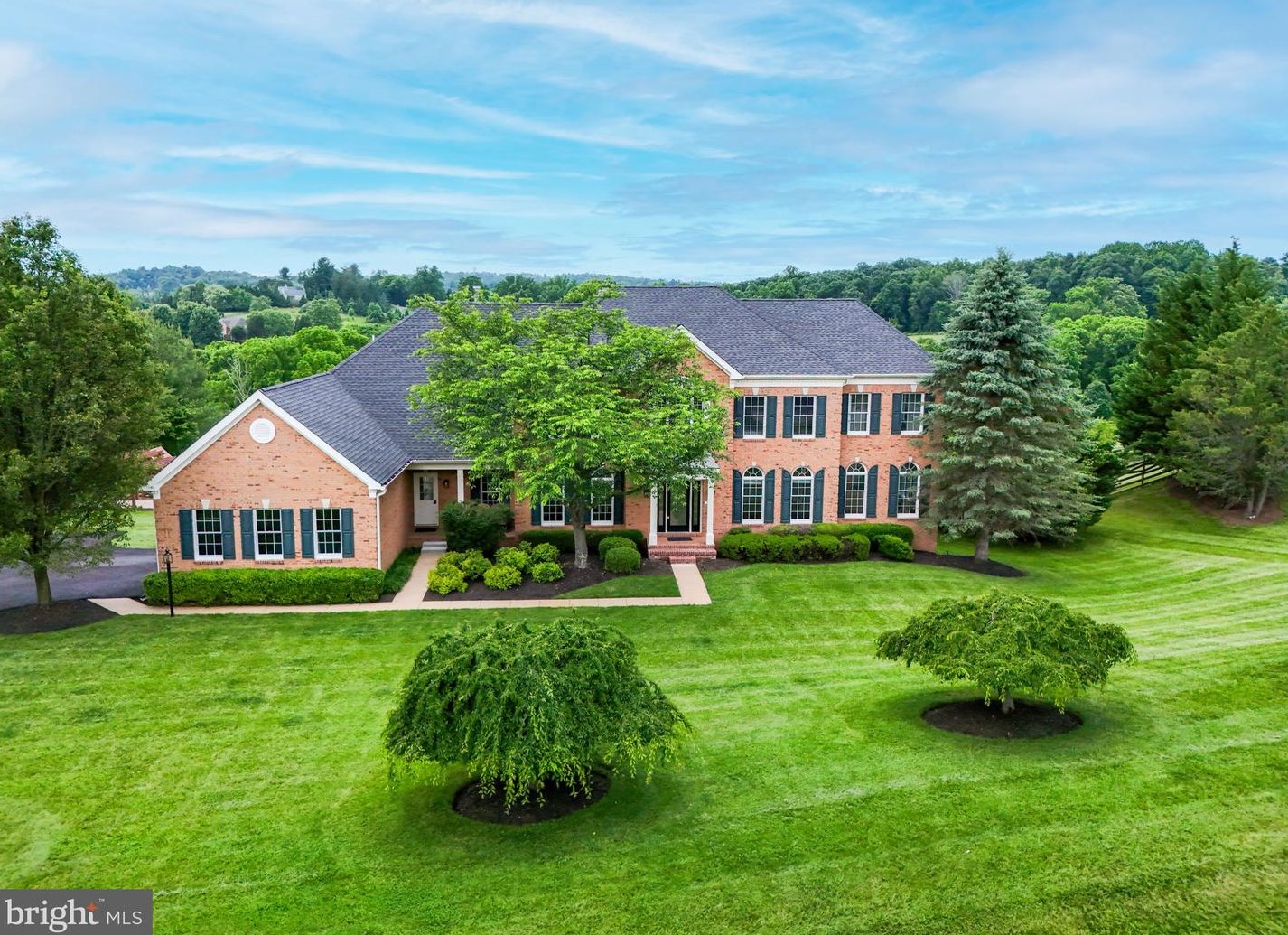 17839 Tobermory Pl, Leesburg VA 20175-7057 exterior