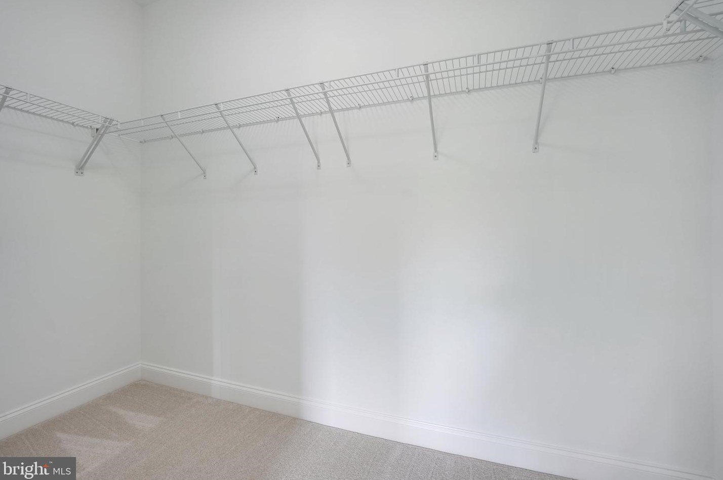 17839 Tobermory Pl, Leesburg VA 20175-7057 exterior