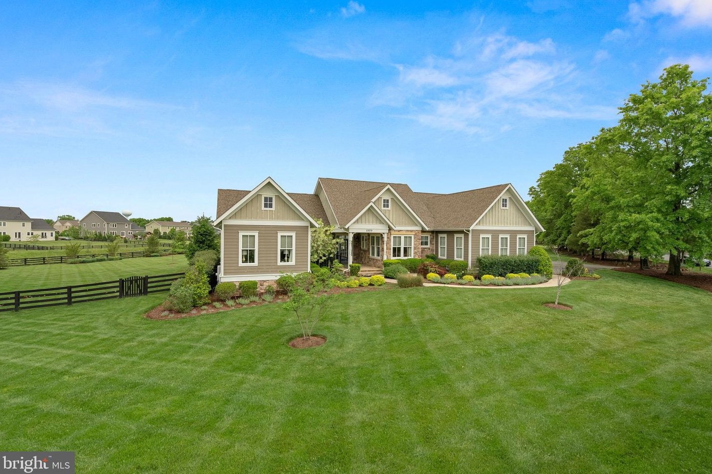 23079 Welbourne Walk Ct, Ashburn, VA 20148