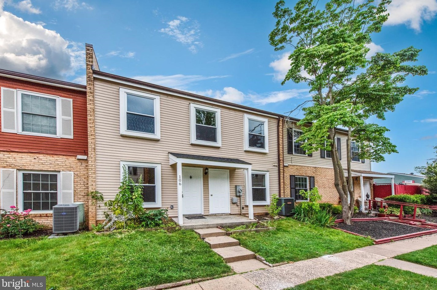 106 Adams Dr Ne, Leesburg, VA 20176