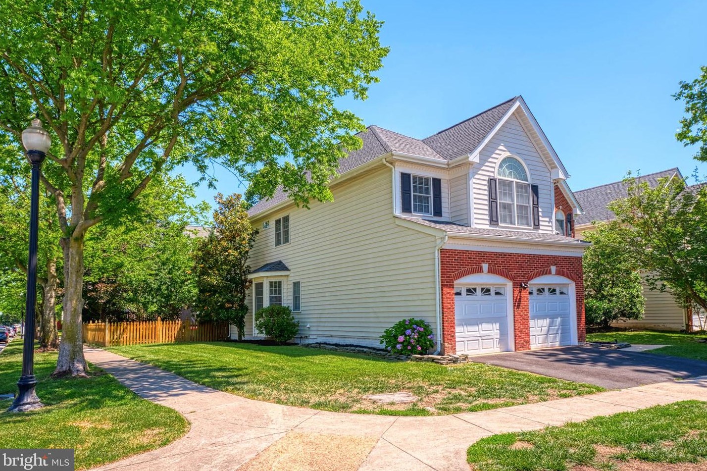 42702 Freedom St, Fairfax, VA 20152