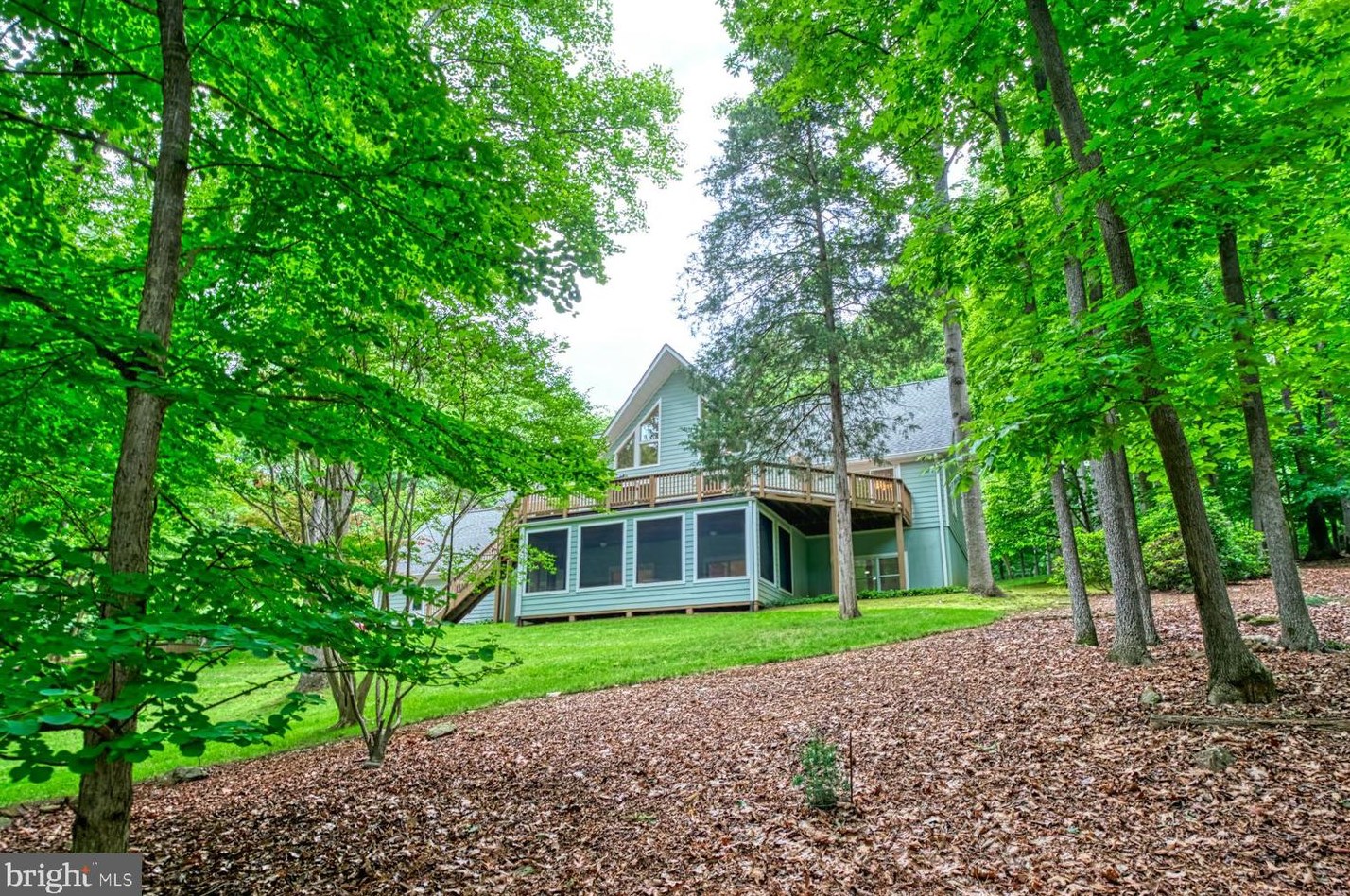 38620 Lime Kiln Rd, Leesburg, VA 20175