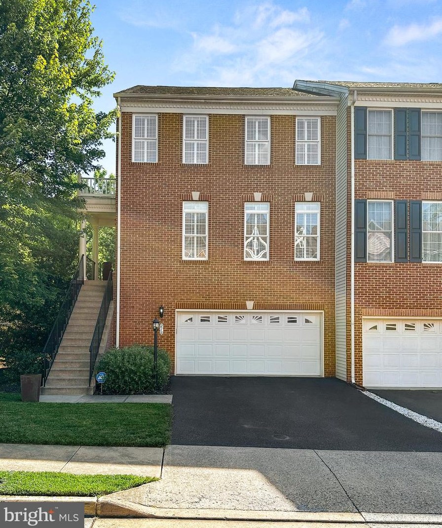 218 Misty Pond Terrace, Purcellville, VA 20132