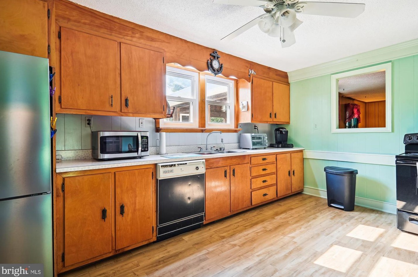 20122 Dairy Ln, Dulles, VA 20165