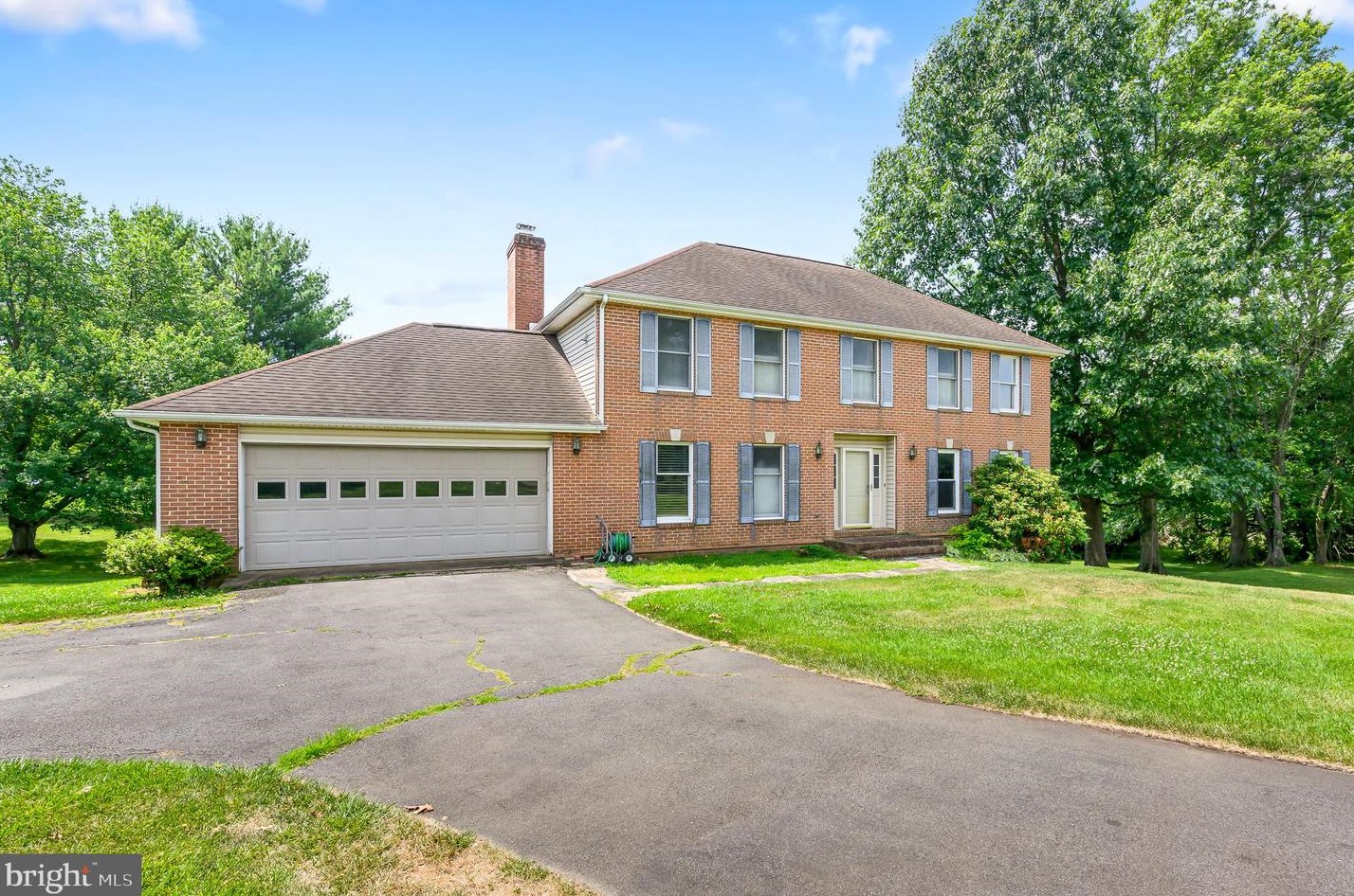38347 Downs Ct, Hamilton, VA 20158
