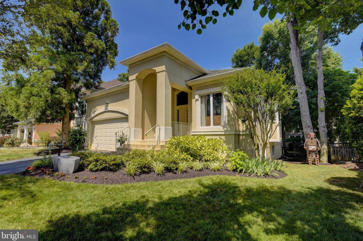 20825 Waterbeach Pl, Dulles, VA 20165