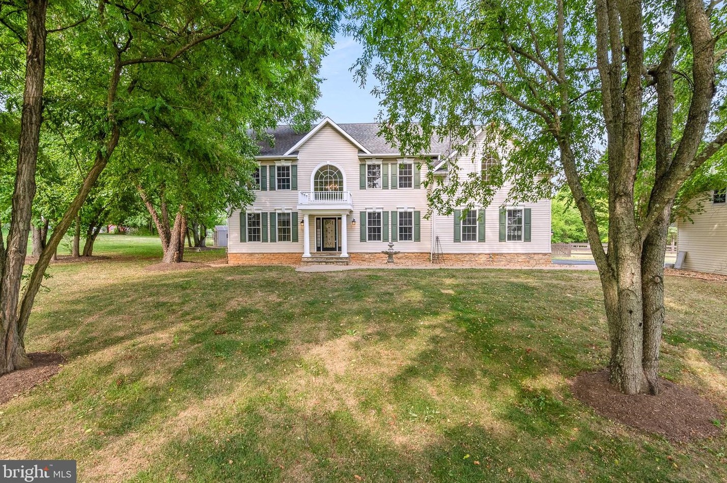 40320 Lovettsville Rd, Lovettsville, VA 20180-2113