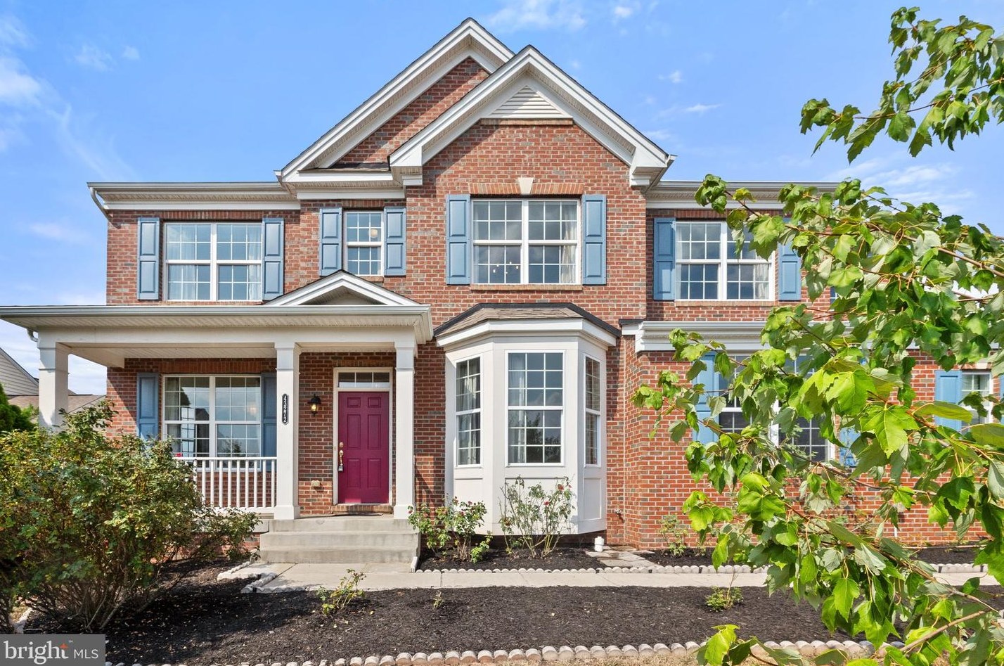 43272 Heavenly Cir, Leesburg, VA 20176