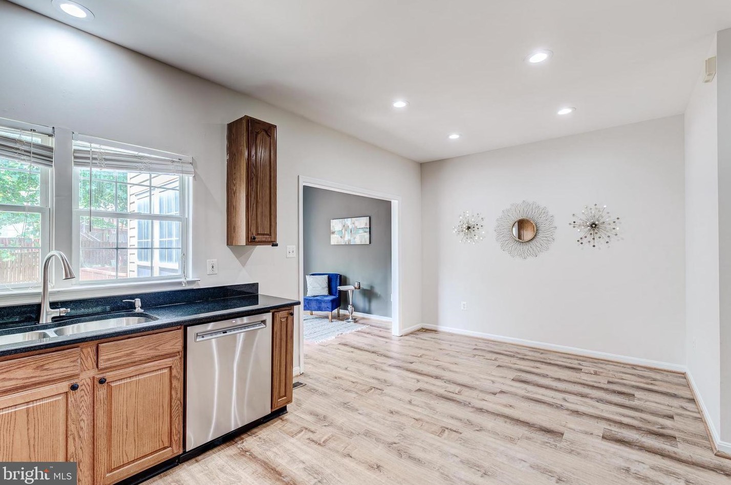 22017 Box Car Sq, Dulles VA  20166-3044 exterior